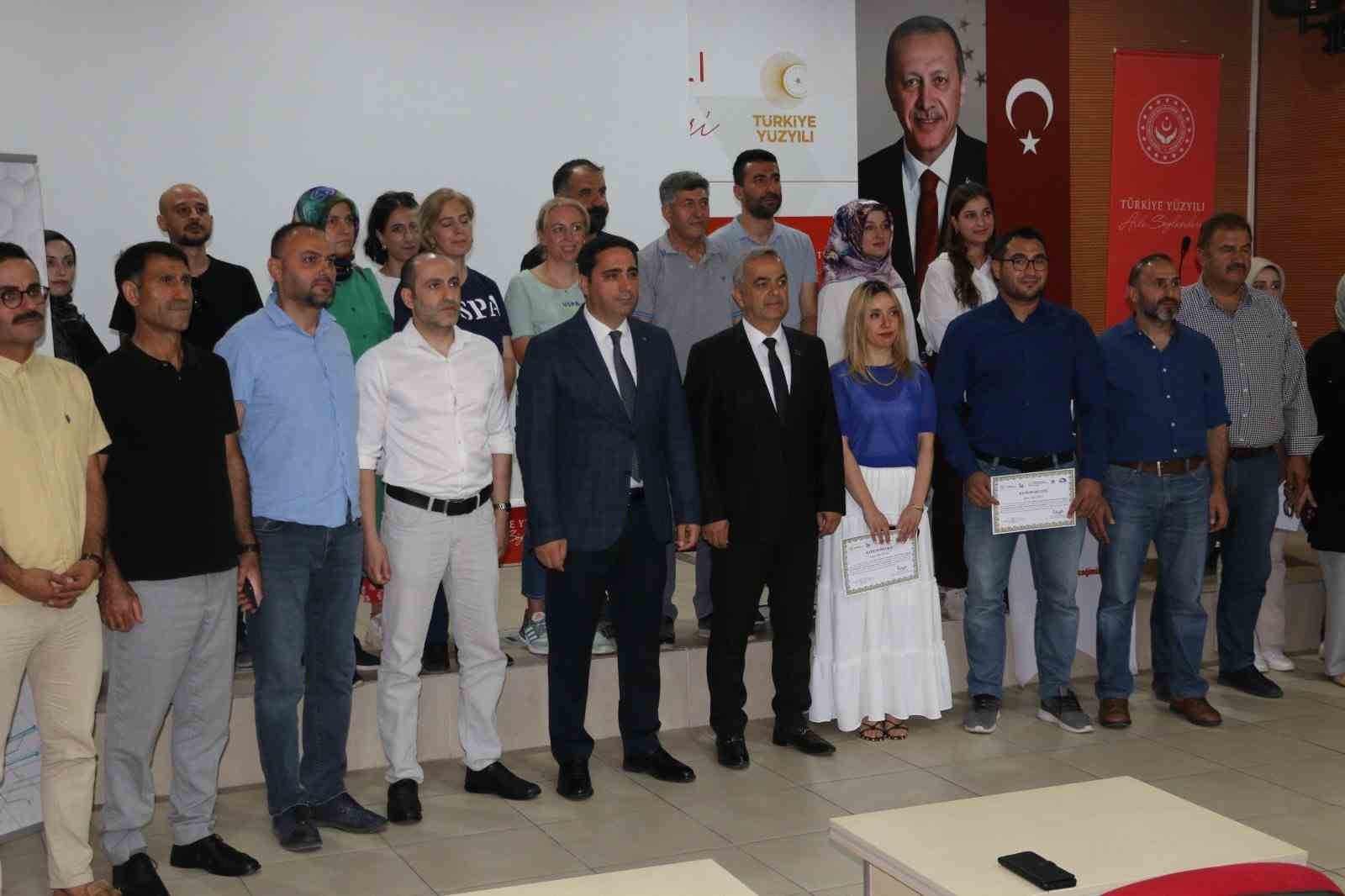 Elazığ’da psikososyal destek personeline sertifika