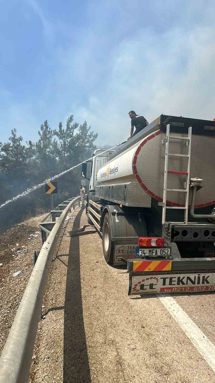 Bursa’daki orman yangınlarıyla mücadeleye Sultanbeyli Belediyesi’nden destek