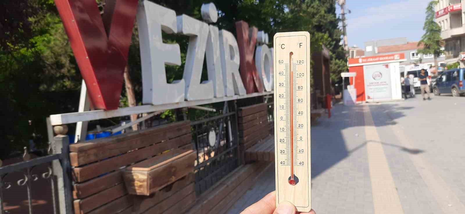 Samsun&rsquo;da termometreler 42 dereceyi g&ouml;sterdi: T&uuml;m zamanların sıcaklık rekoru kırıldı
