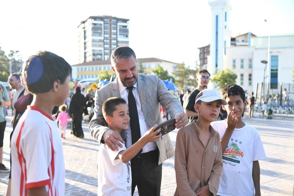 Pursaklar’da 4’üncü Çocuk Şenliği devam ediyor