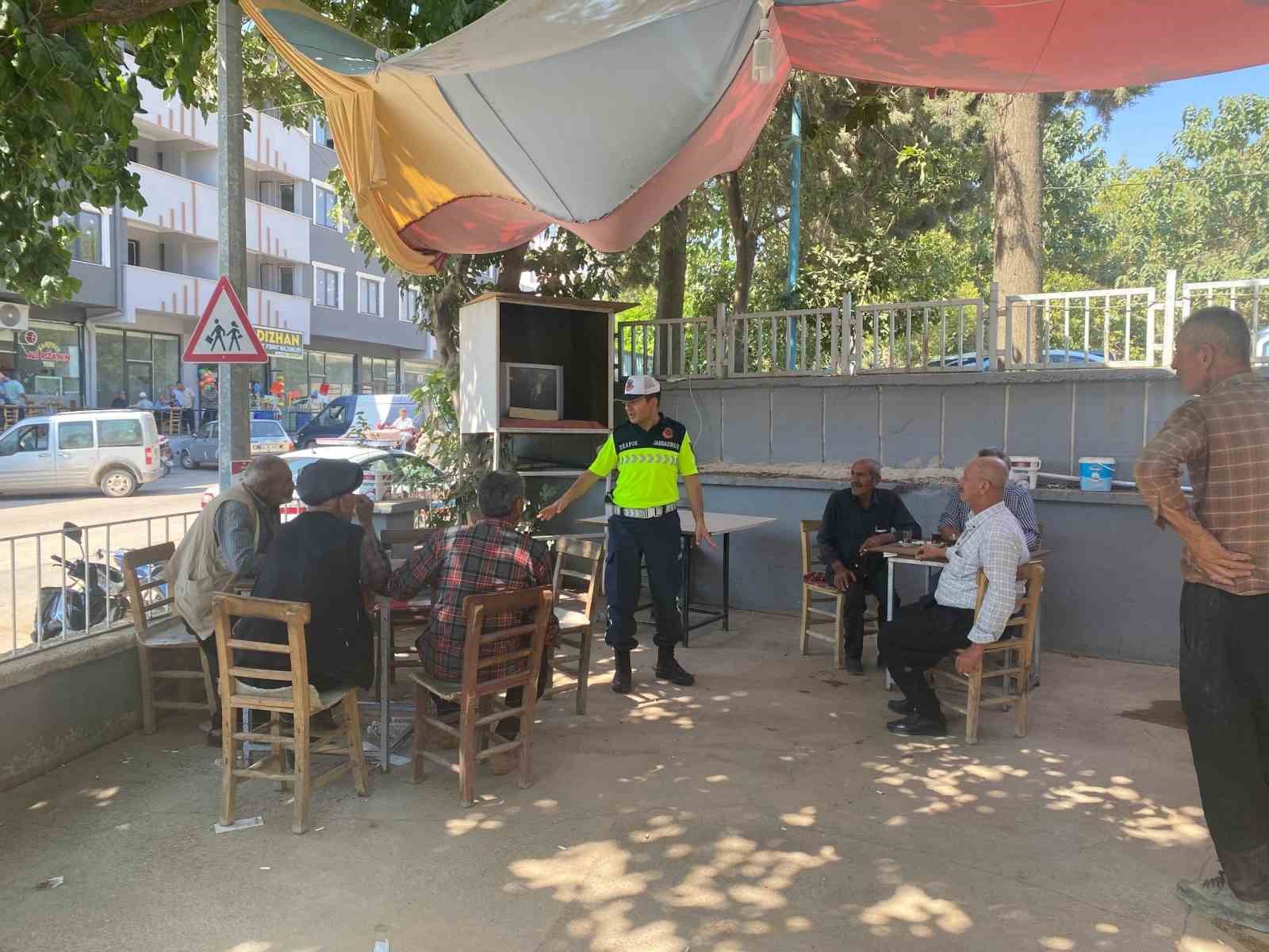 Trafik jandarmasından güvenli tarım eğitimi