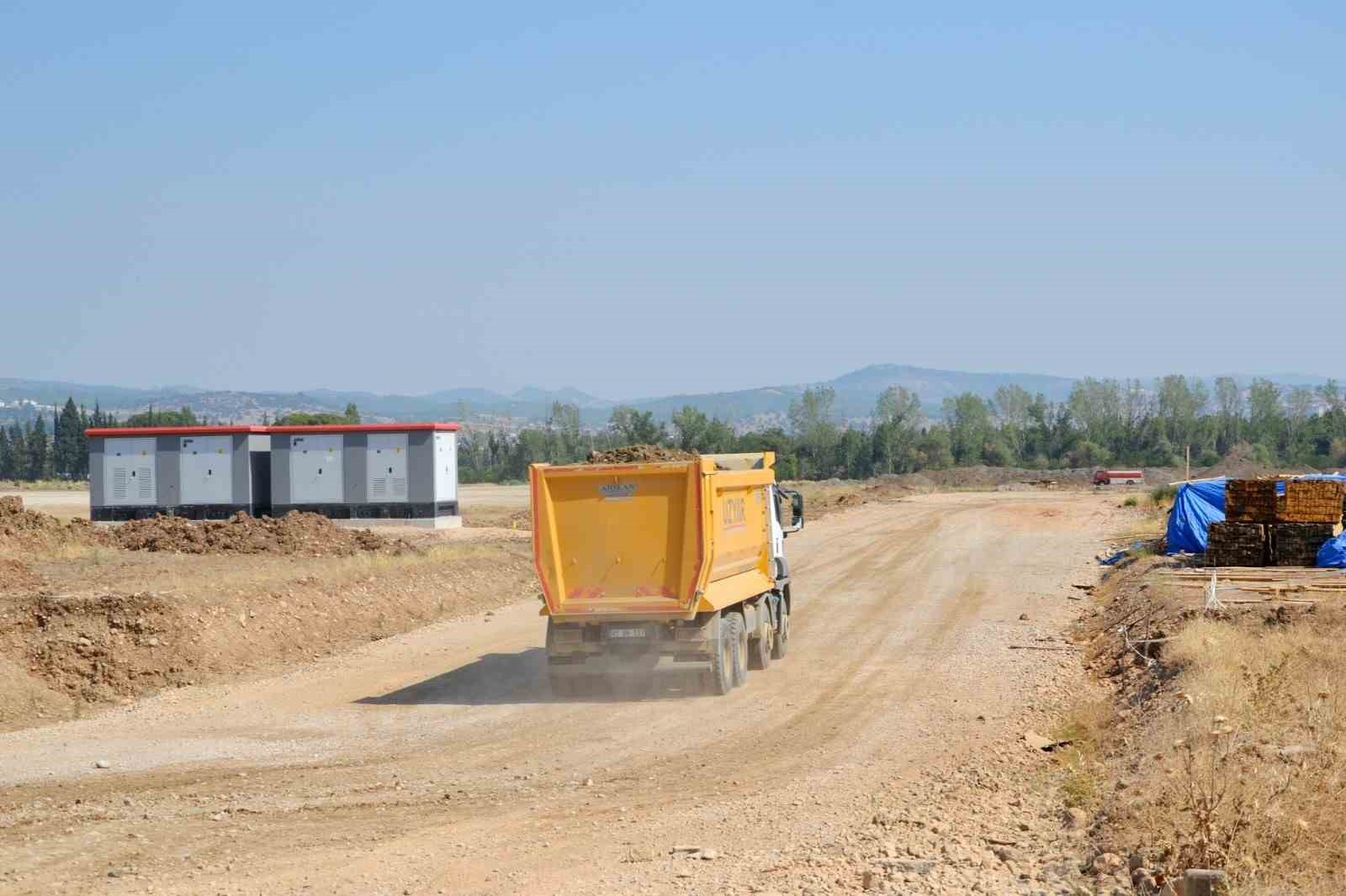 BYD’nin Manisa’daki fabrika sahasında yeniden hareketlilik başladı