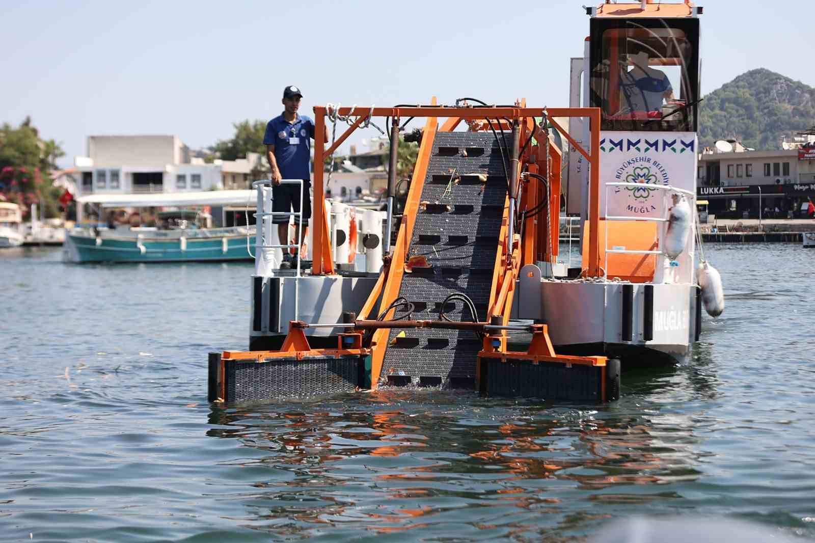 Muğla B&uuml;y&uuml;kşehir&rsquo;in &lsquo;BB-3 Acil M&uuml;dahale&rsquo; teknesi g&ouml;revde
