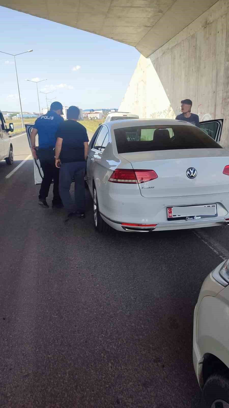 Kars&rsquo;ta asayiş uygulamaları s&uuml;r&uuml;yor
