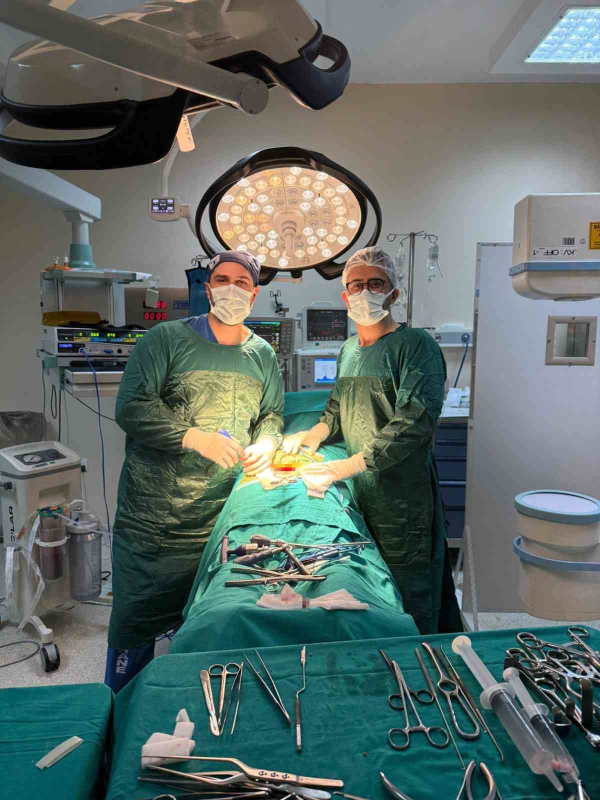 Bel kayması sebebiyle yürümekte zorlanıyordu, ameliyatla sağlığına kavuştu