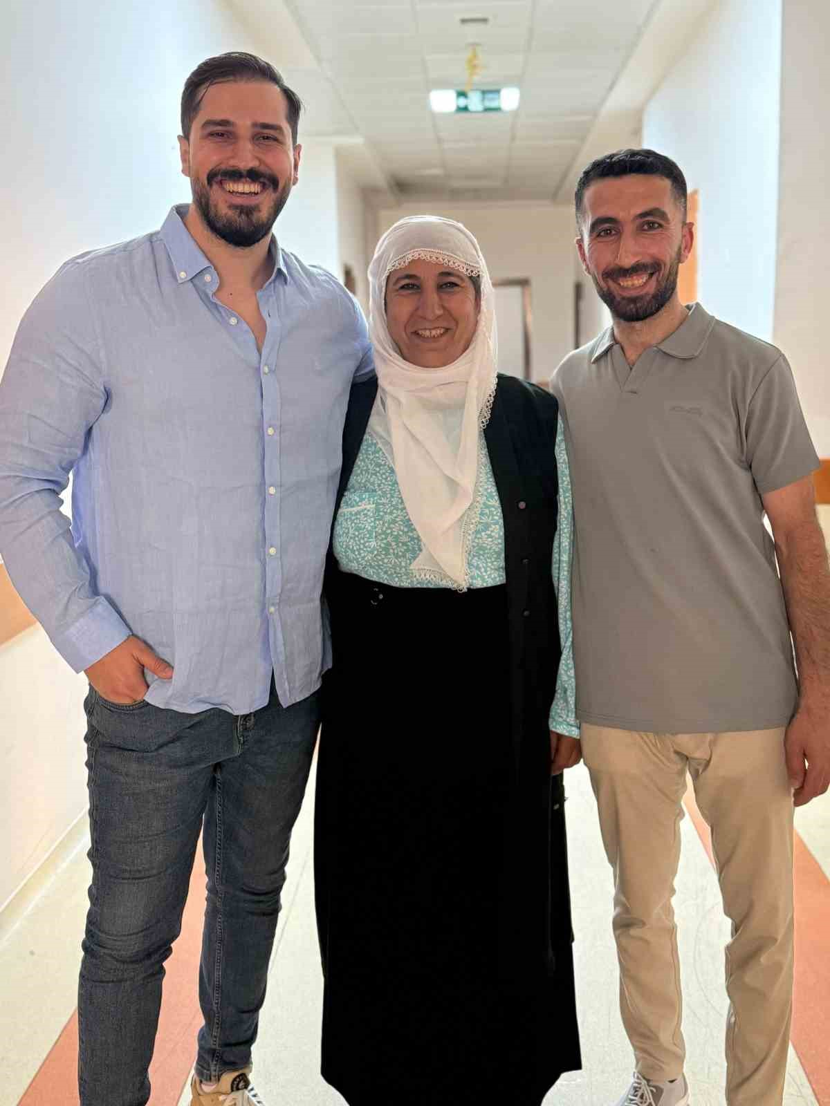 Bel kayması sebebiyle y&uuml;r&uuml;mekte zorlanıyordu, ameliyatla sağlığına kavuştu
