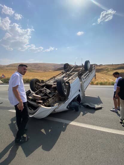 Siirt’te takla atan pikap sürücü yaralandı
