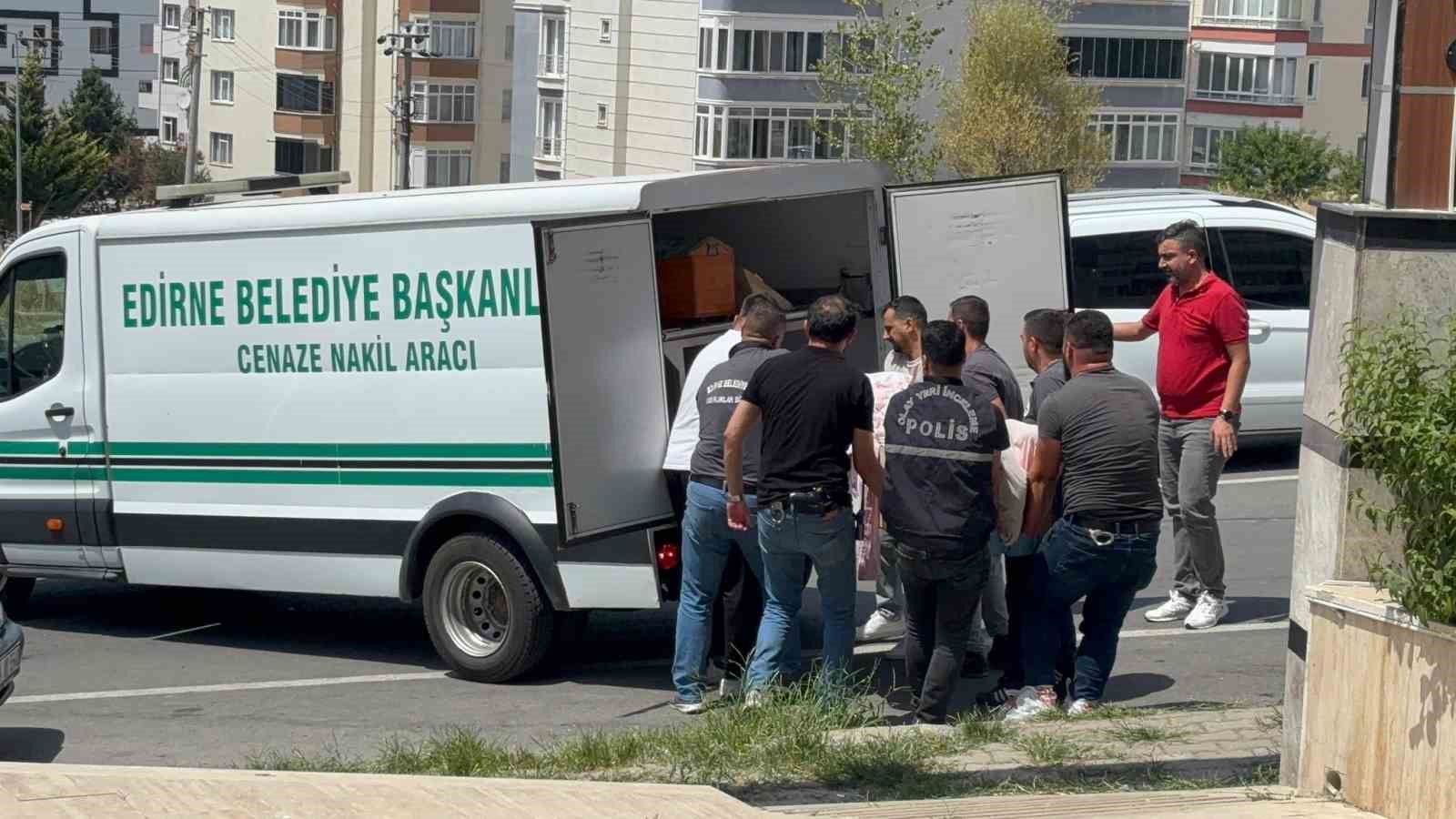 Edirne’de şüpheli ölüm
