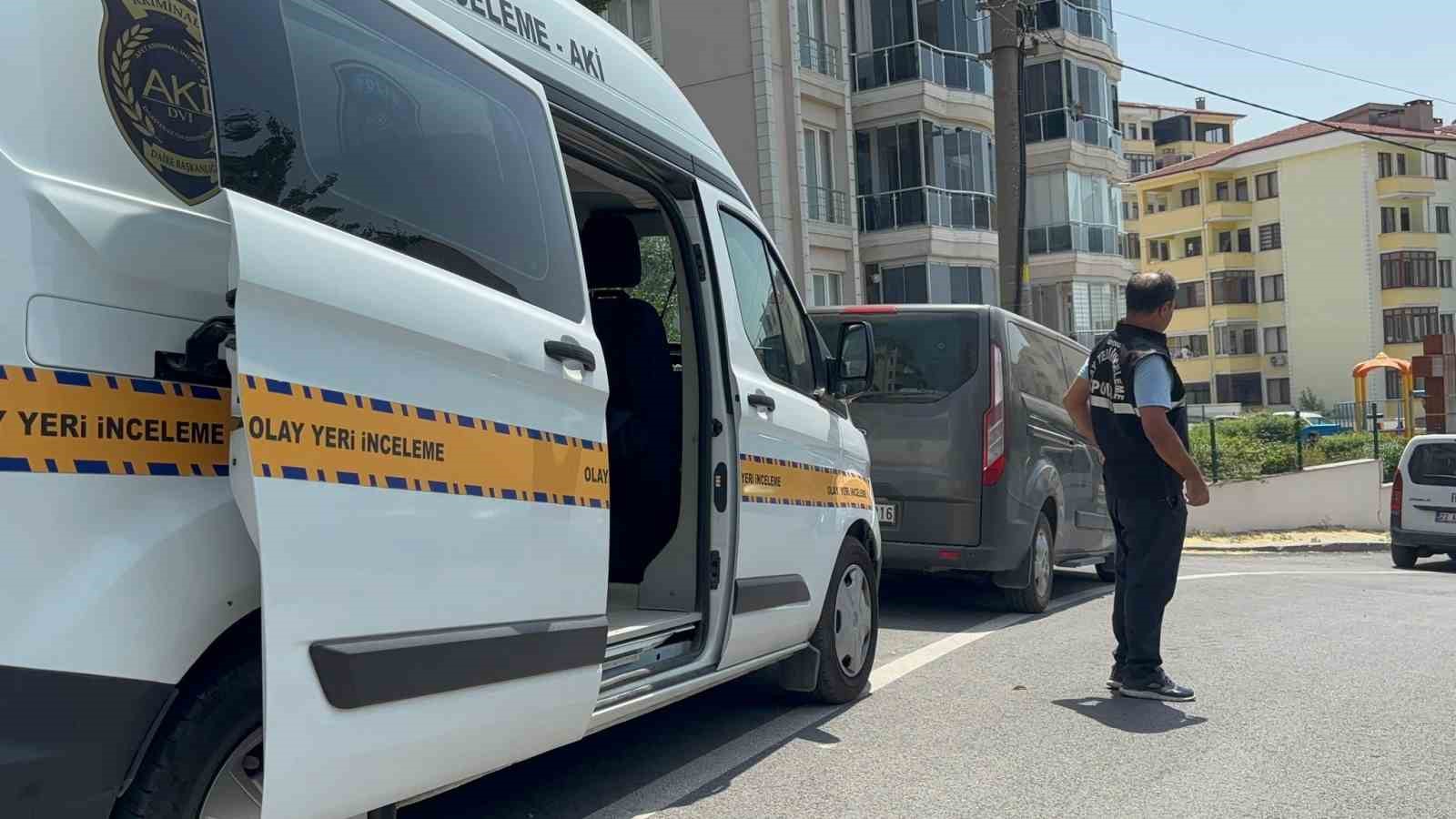 Edirne&rsquo;de ş&uuml;pheli &ouml;l&uuml;m
