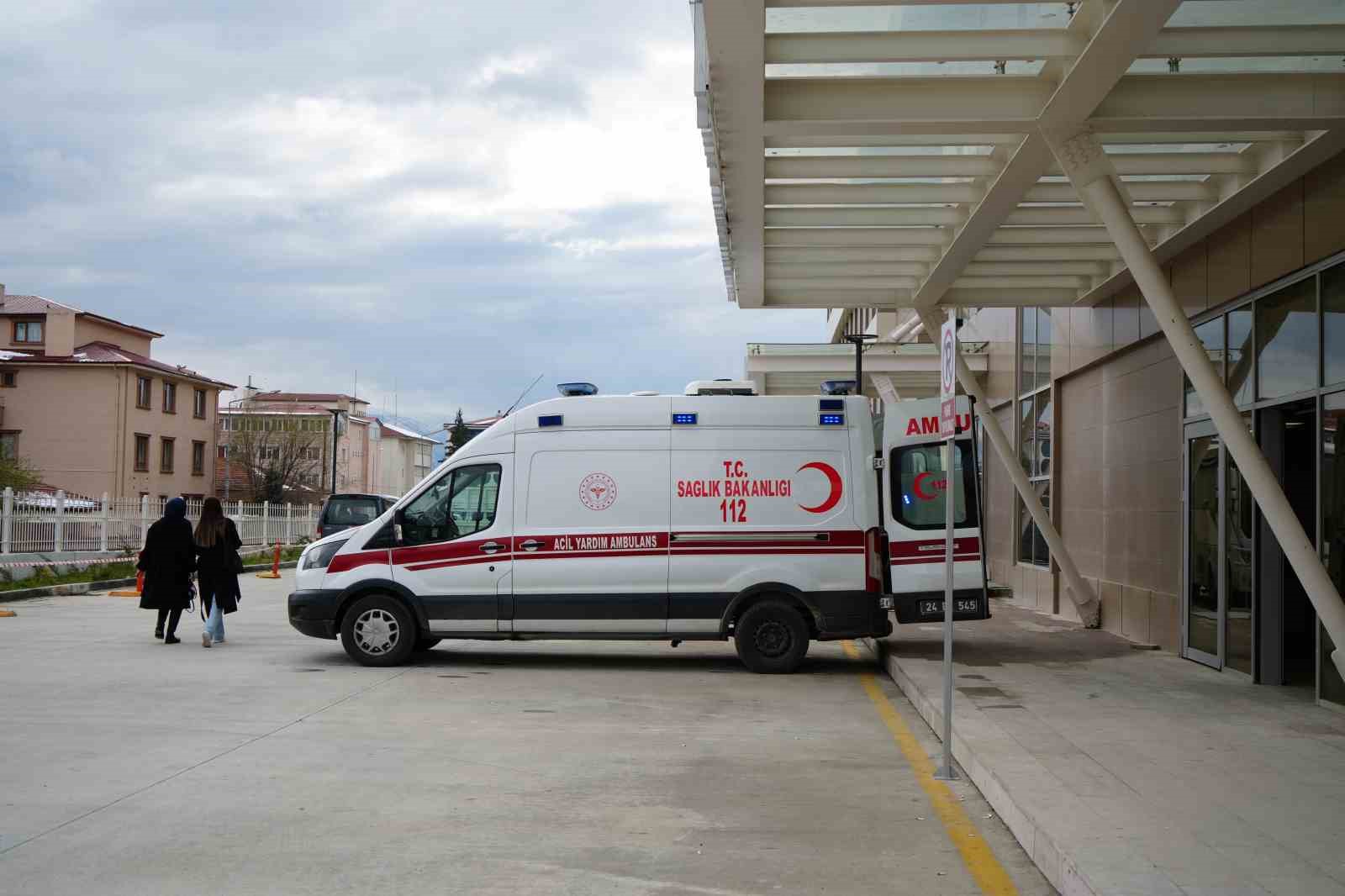 Apartmanın 3’ncü katından düşen kadın ağır yaralandı