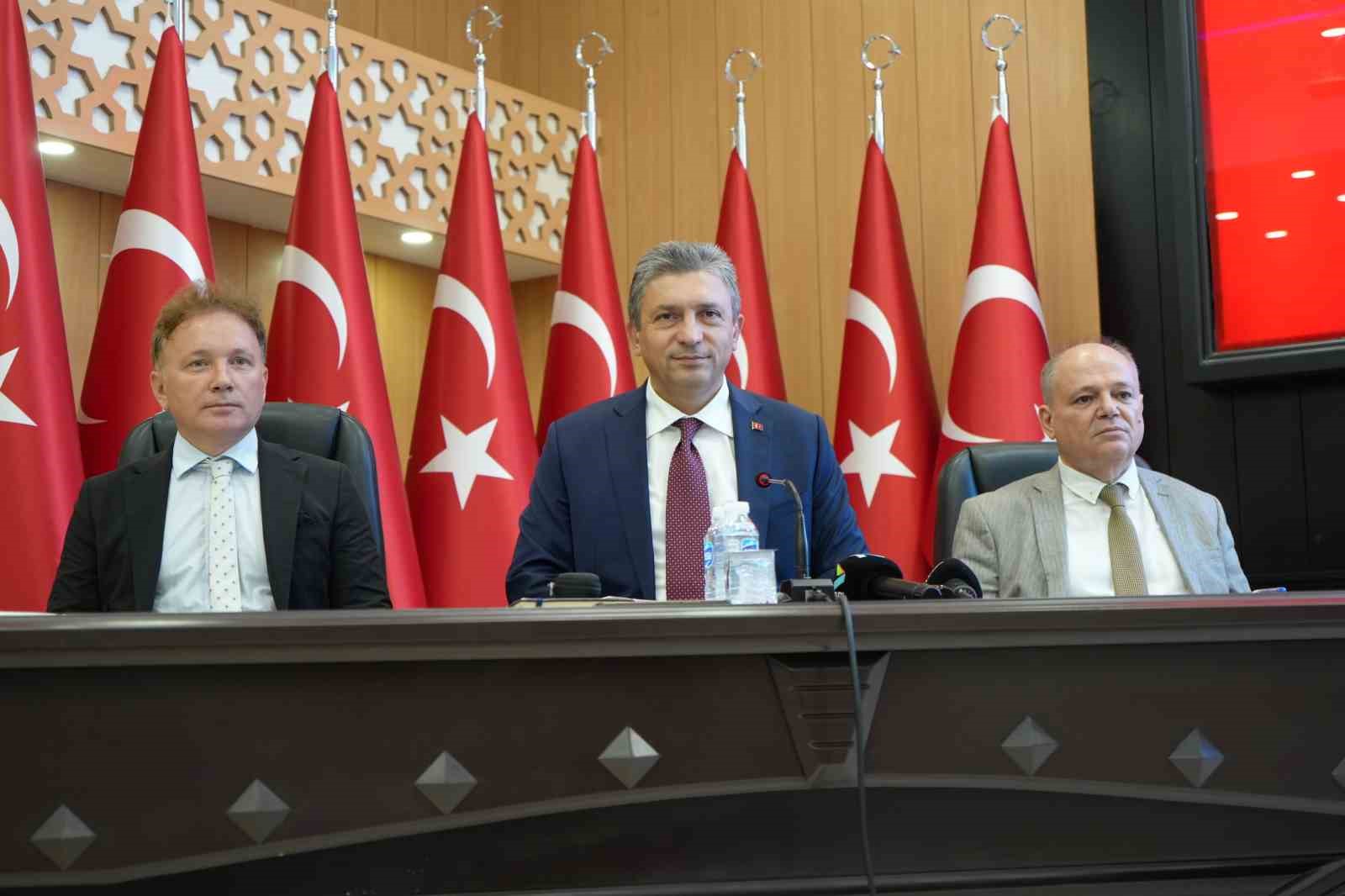 Antalya’da 159 milyar TL’lik 518 proje yürütülüyor