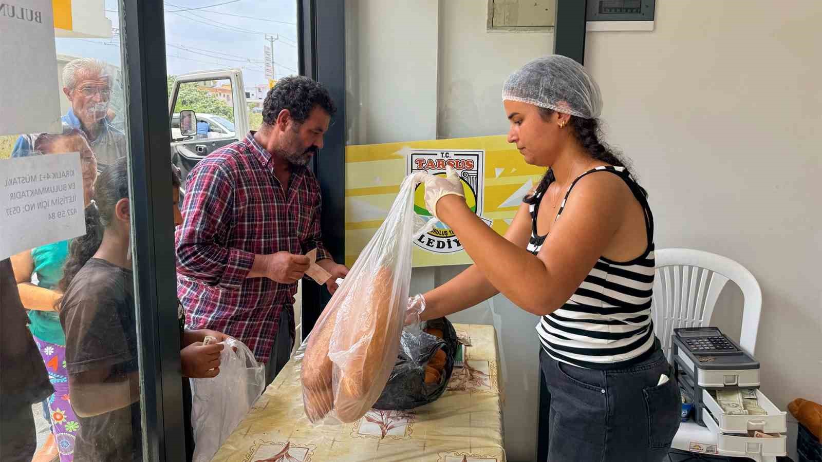 Tarsus Belediyesinden halk ekmek bfeleriyle hem gda destei hem kadn istihdam
