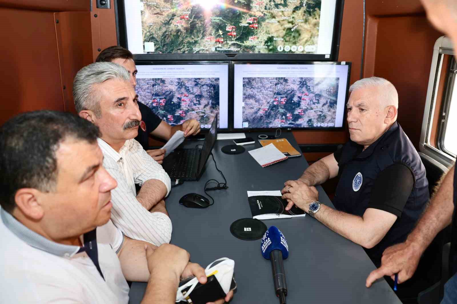 Başkan Bozbey: "Yangının yönü belli değil, daha fazla hava desteği gerekli"