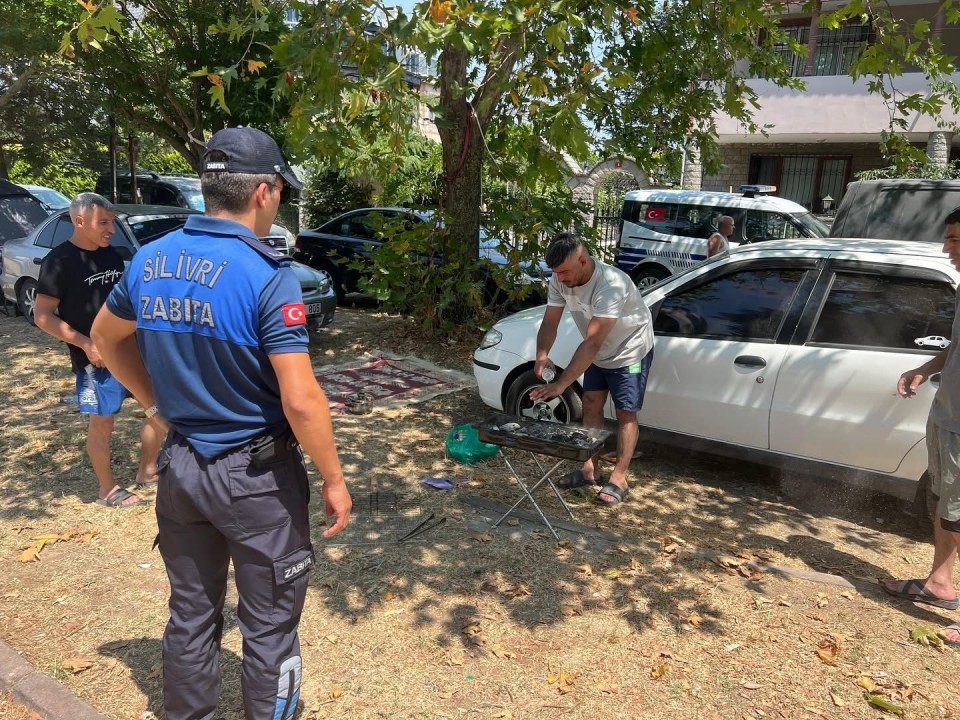 Silivri’de izinsiz çadır ve mangal kullanımına müdahale edildi