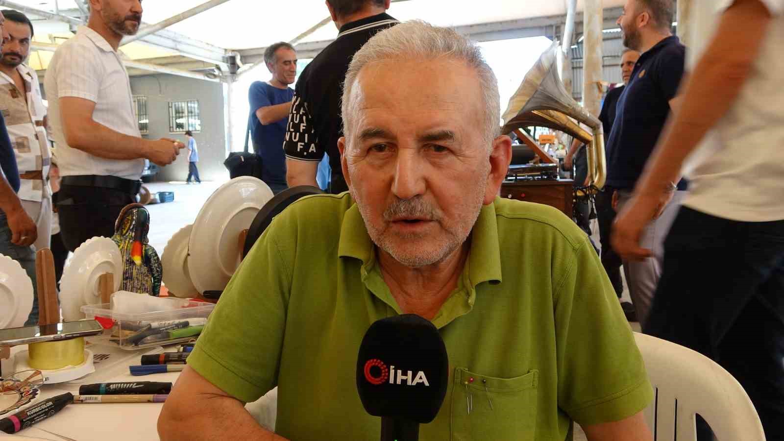 Kütahyalı kaligrafi sanatçısı Akif Ören: "Yazı, ruhun ve bedenin terbiyesidir"