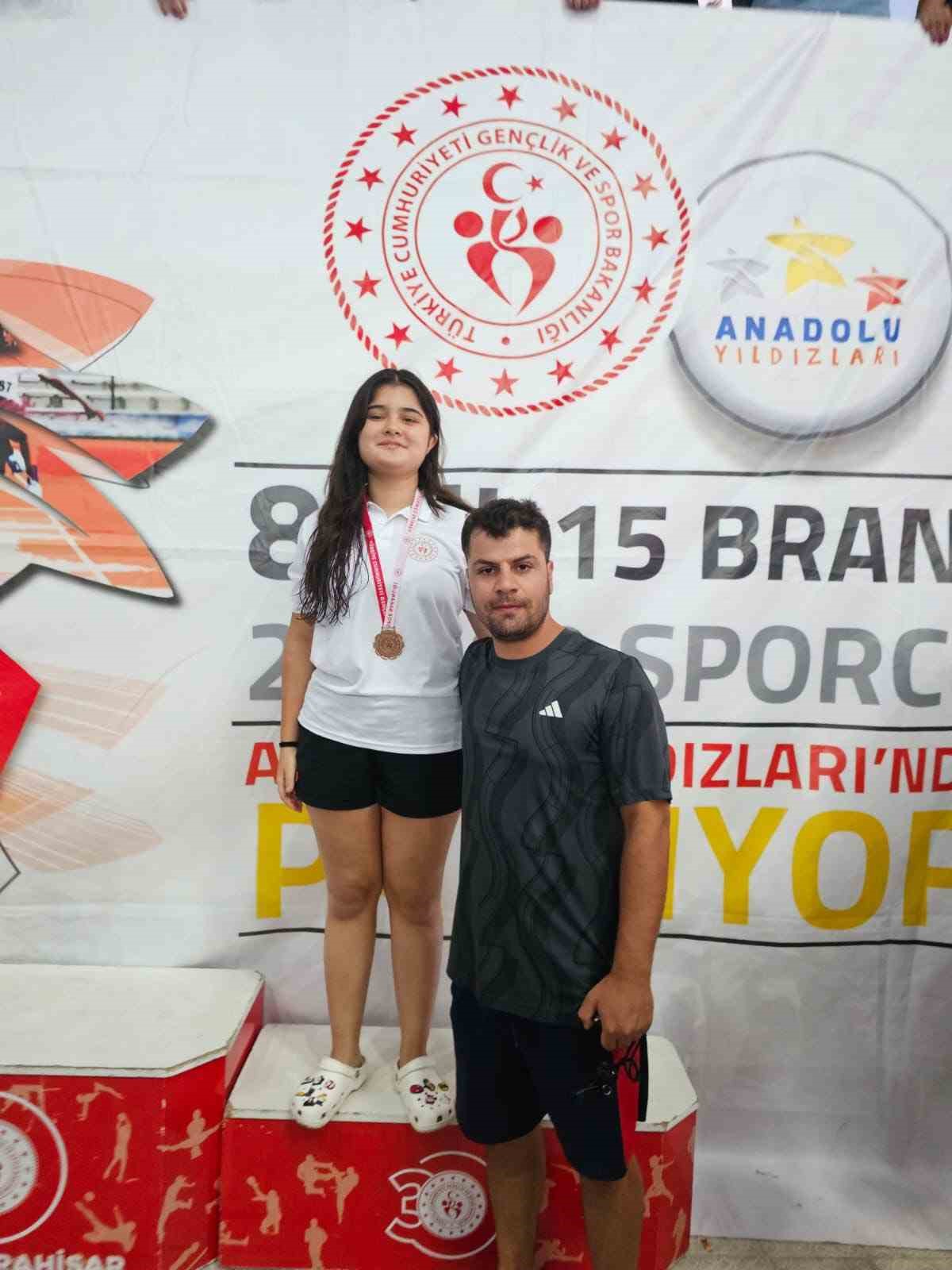 Bilecikli sporculardan Afyonkarahisar&rsquo;da gururlandıran başarı
