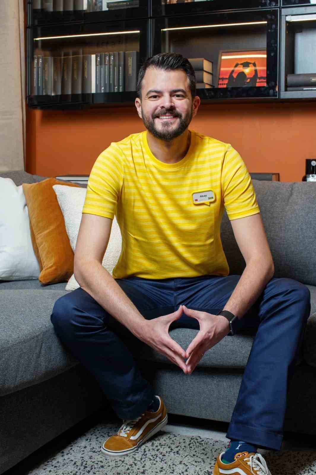 Bir hayal, üç kıta: İzmirli tasarımcı Can Akay’ın başarı hikayesi