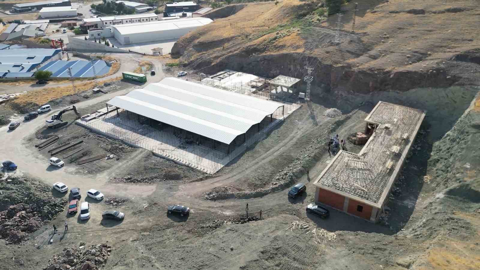 Fırat Hayvan &Uuml;r&uuml;nleri Tedarik ve Ticaret Merkezi b&ouml;lgeye hizmet verecek
