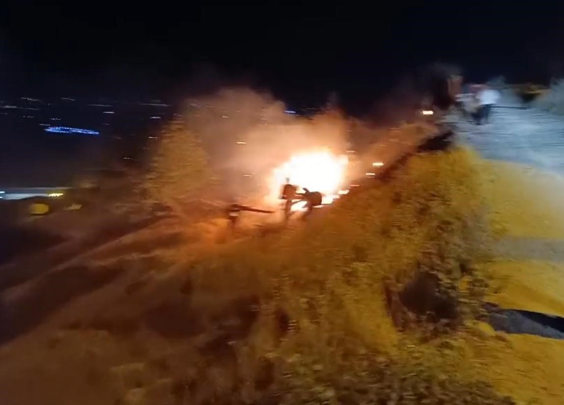 Mardin’de örtü yangını söndürüldü