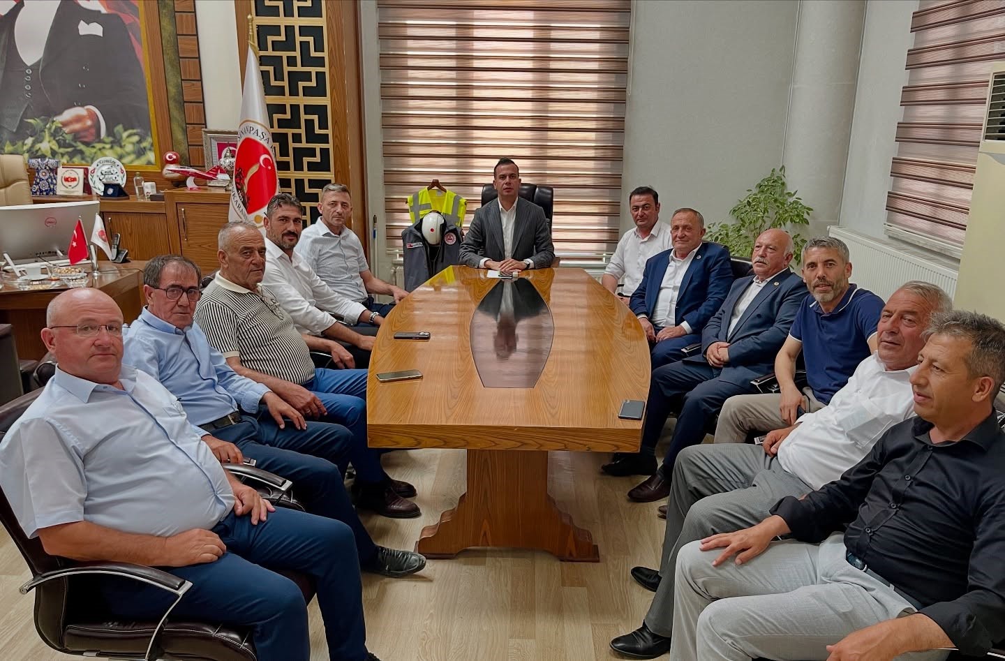 Sinanpaşa’da yangın risklerine karşı alınacak önlemler değerlendirildi