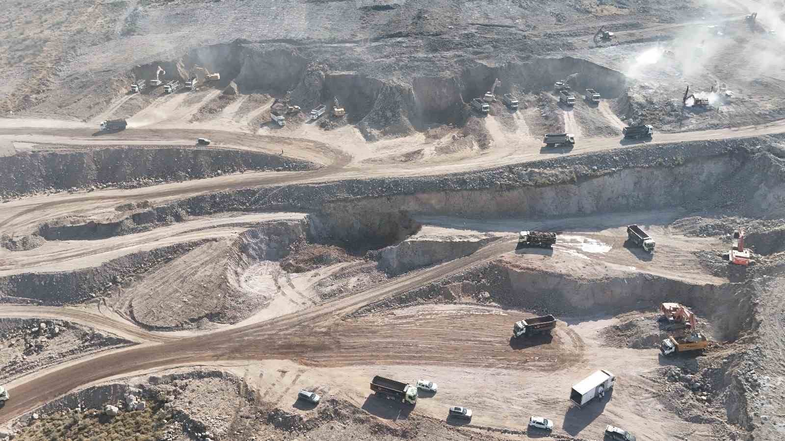 Balıkesir’de jeotermal kaynaklı sera OSB projesi hızla ilerliyor