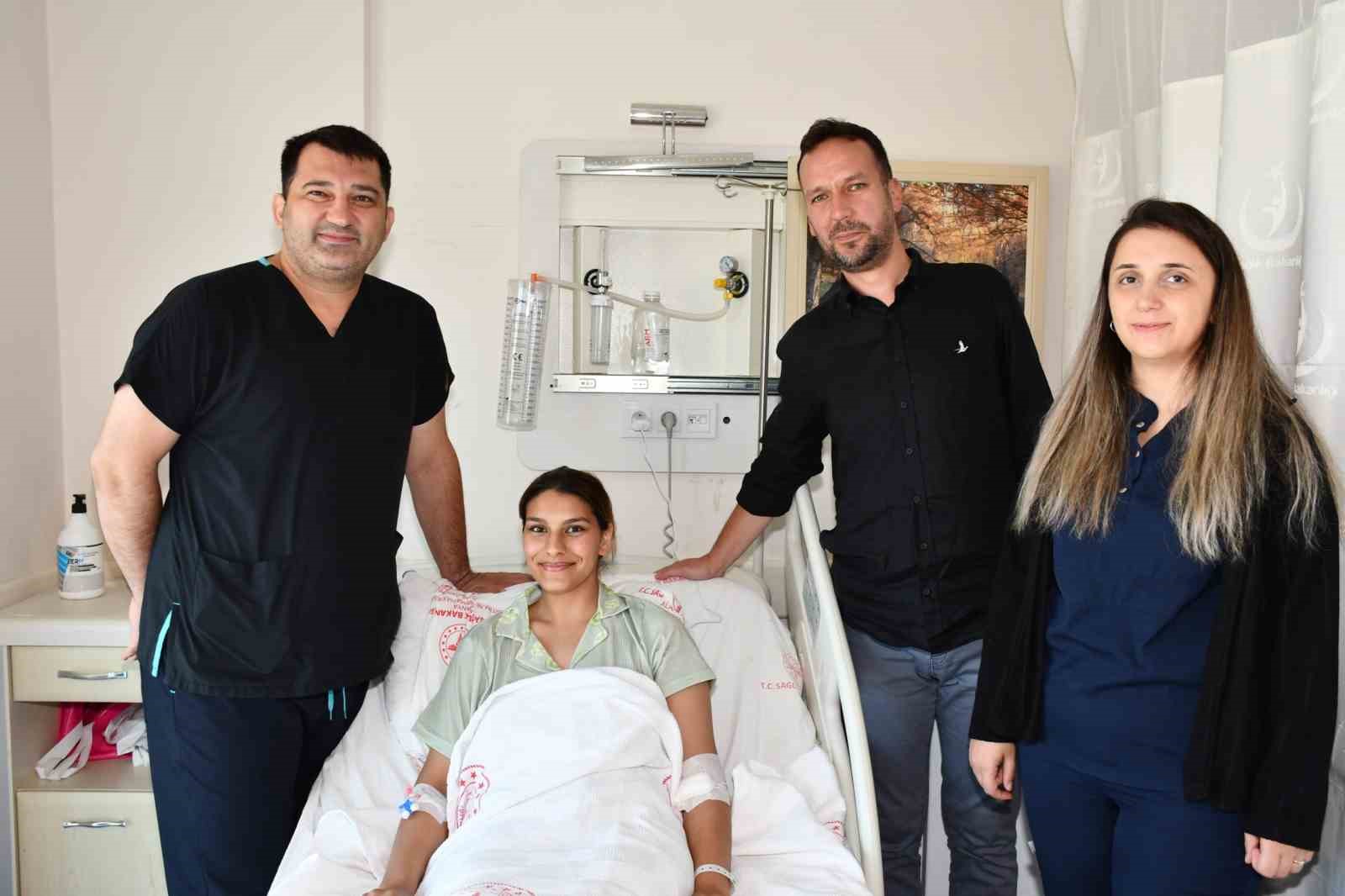 Alanya&rsquo;da &rsquo;aort koarktasyon&rsquo; işlemi ger&ccedil;ekleştirildi
