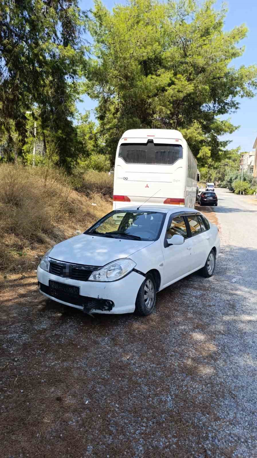 Direksiyon başında kalp krizi ge&ccedil;iren s&uuml;r&uuml;c&uuml; hayatını kaybetti

