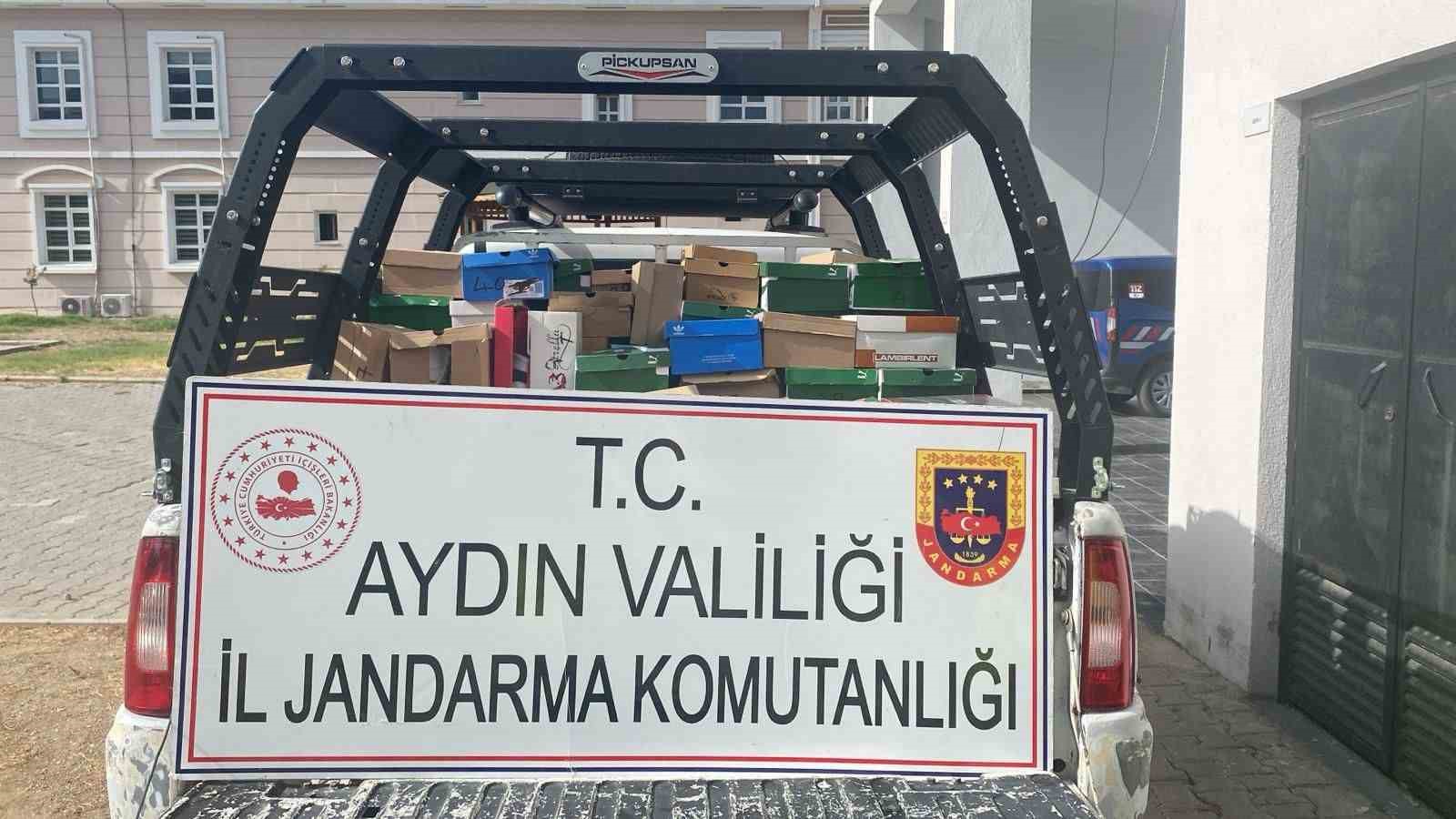 Ünlü markaların taklitlerini satmak istedi, Aydın’da yakayı ele verdi
