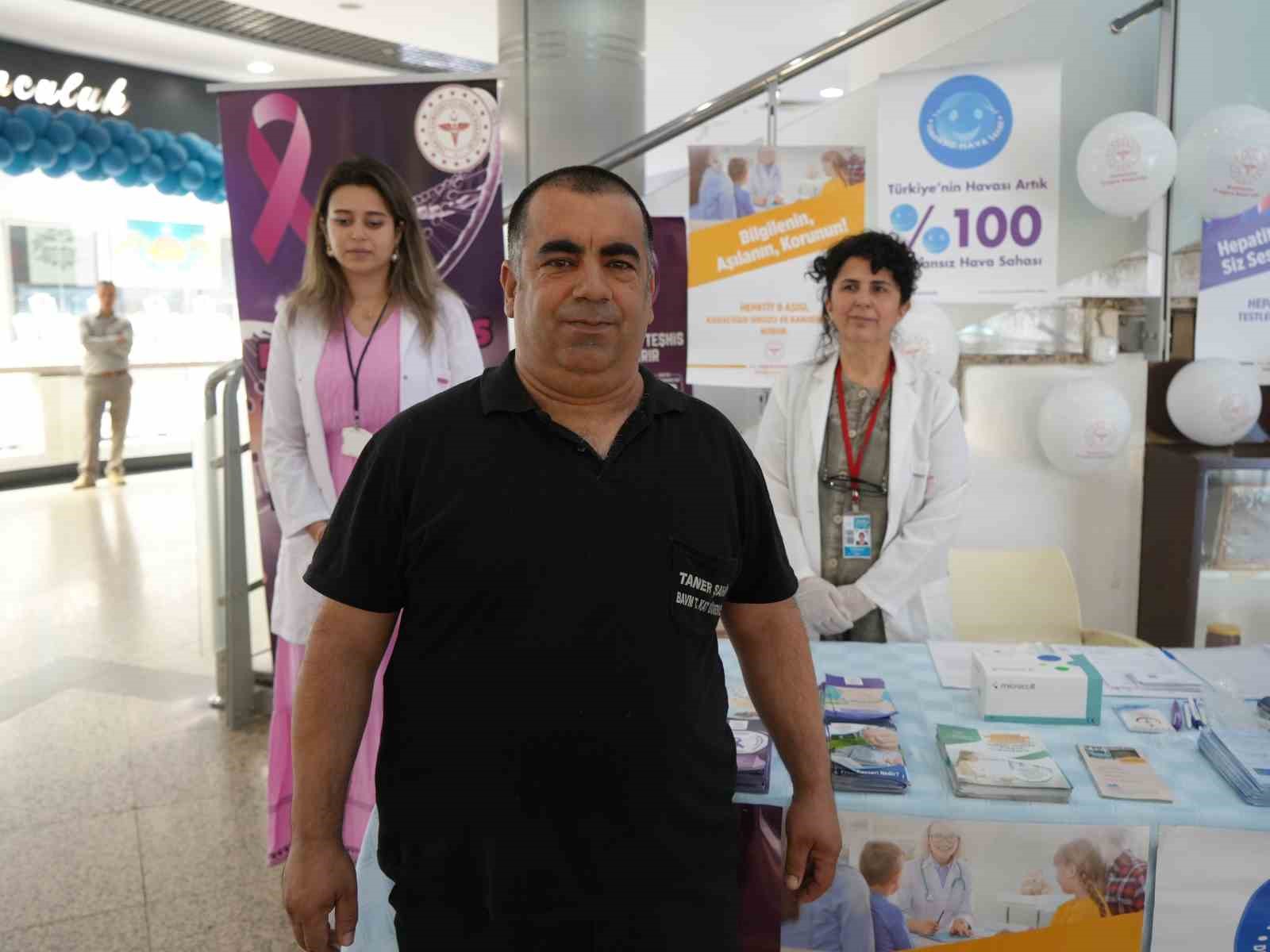 AVM’deki standı görünce karar verdi: 30 yıl sonra sigarayı bıraktı