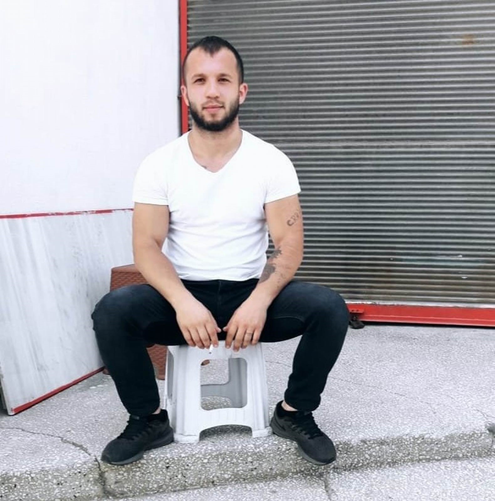 Kırmızı b&uuml;ltenle aranan cinayet ş&uuml;phelisi G&uuml;rcistan&rsquo;da yakalandı
