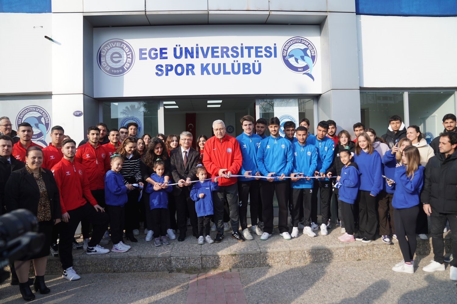 Ege Üniversitesi, Sualtı Ragbisi Türkiye Şampiyonası’nda dörtte dört yaptı
