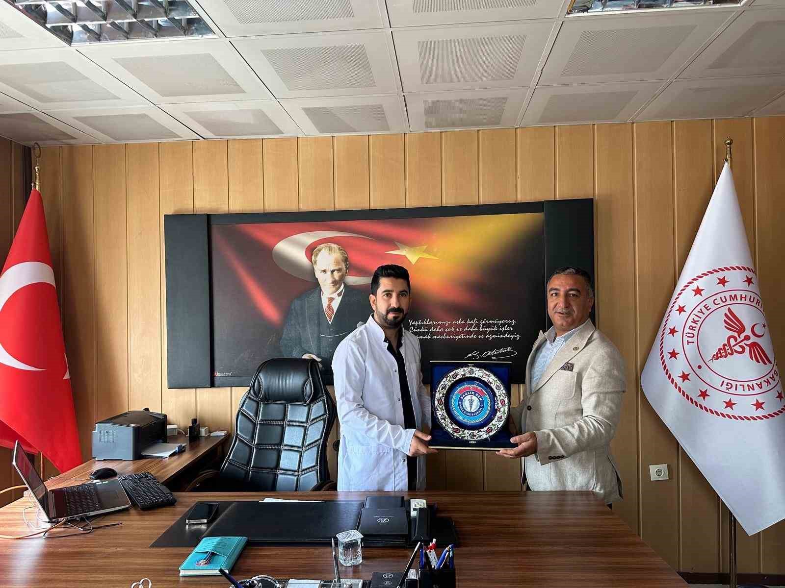 Şırnak Sağlık-Sen heyeti ADSM Başhekimi Çağdaş ile görüştü