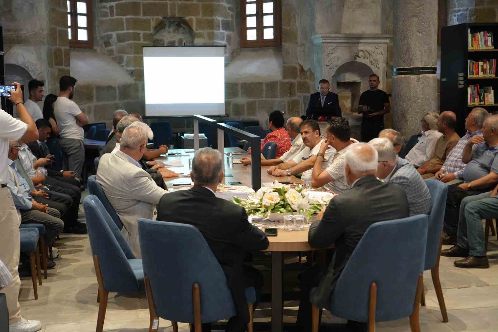 Niğde’nin 10 yıllık sosyoekonomik değişimi kitaplaştırıldı