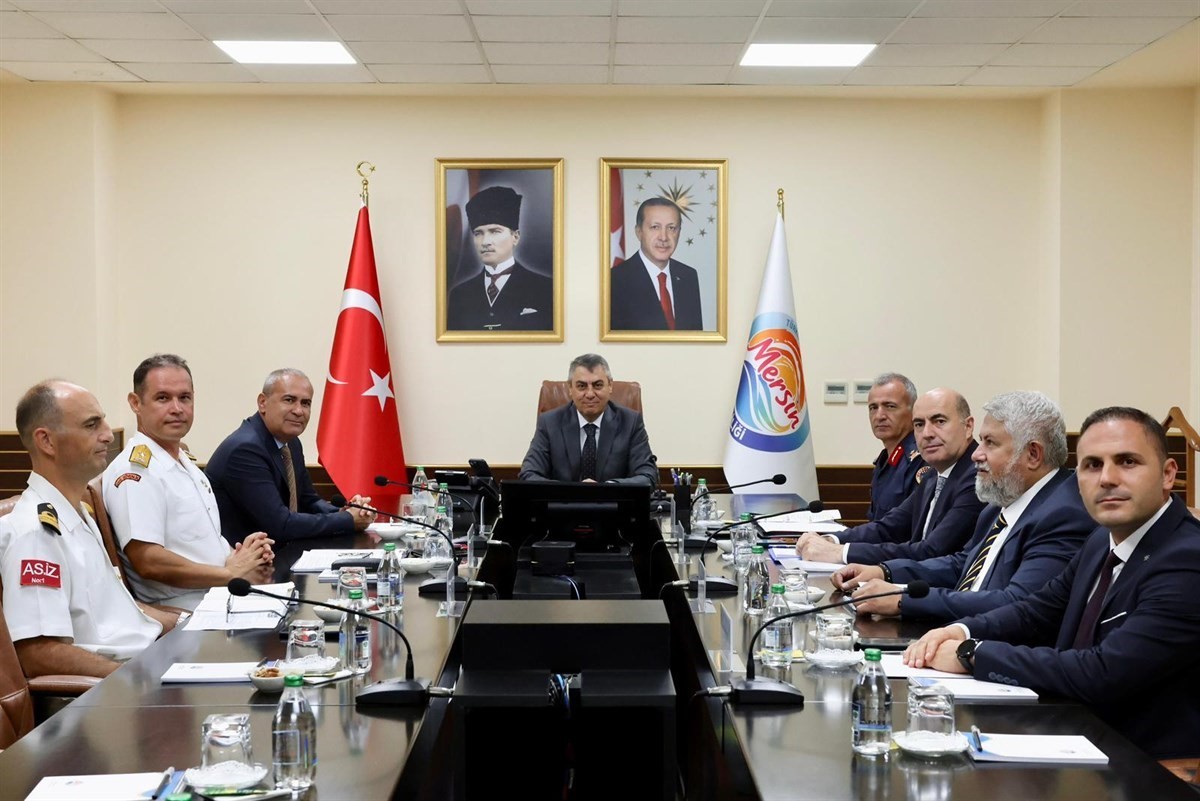 Mersin’de Güvenlik ve Asayiş Değerlendirme Toplantısı yapıldı