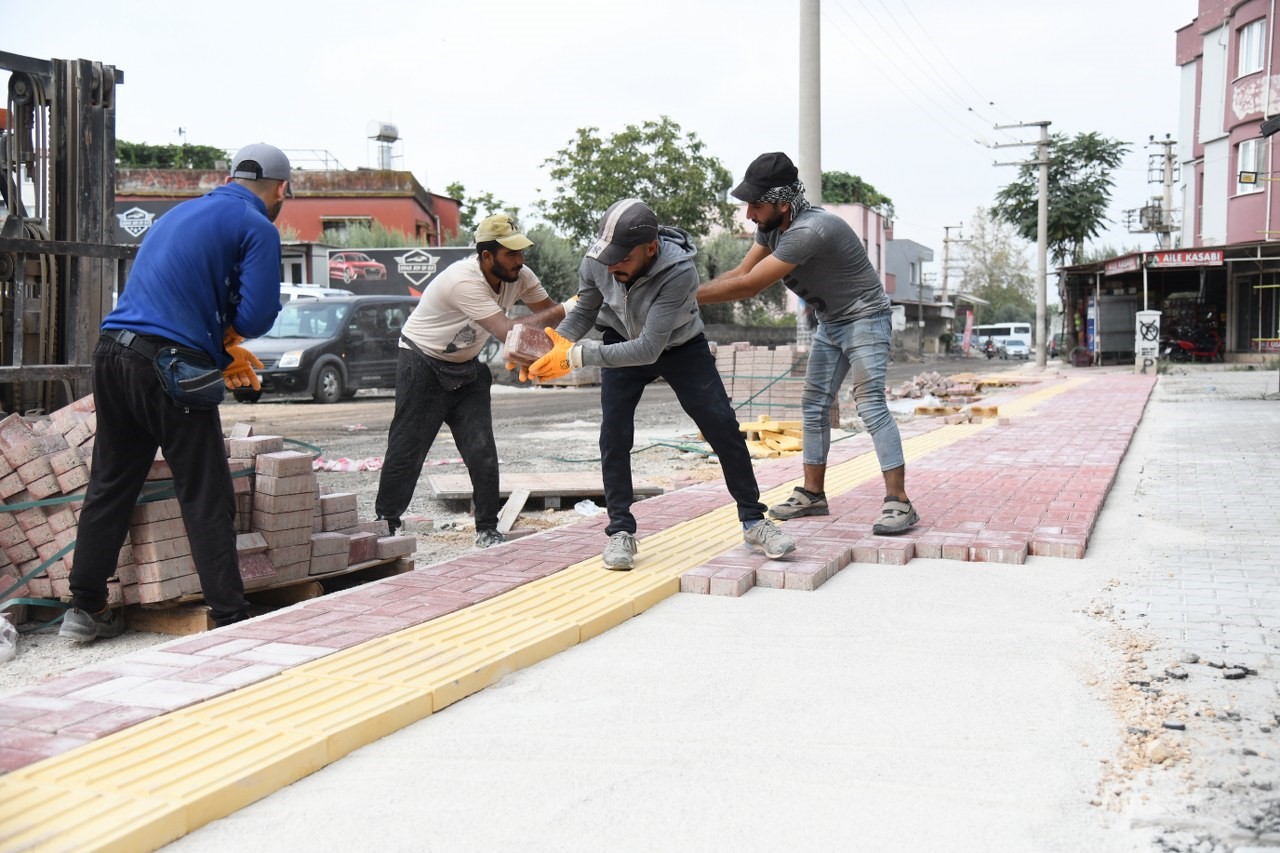 Başkan &Ccedil;enet: "Osmaniye&rsquo;de yapılmayan cadde, sokak kalmayacak"
