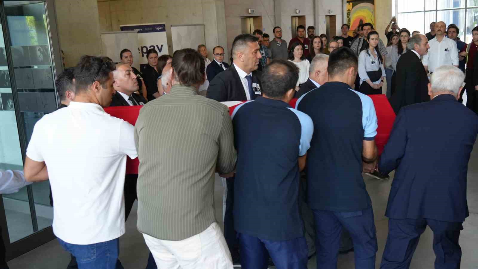 Süreyya Serdengeçti, TOBB ETÜ’de son yolculuğuna uğurlandı