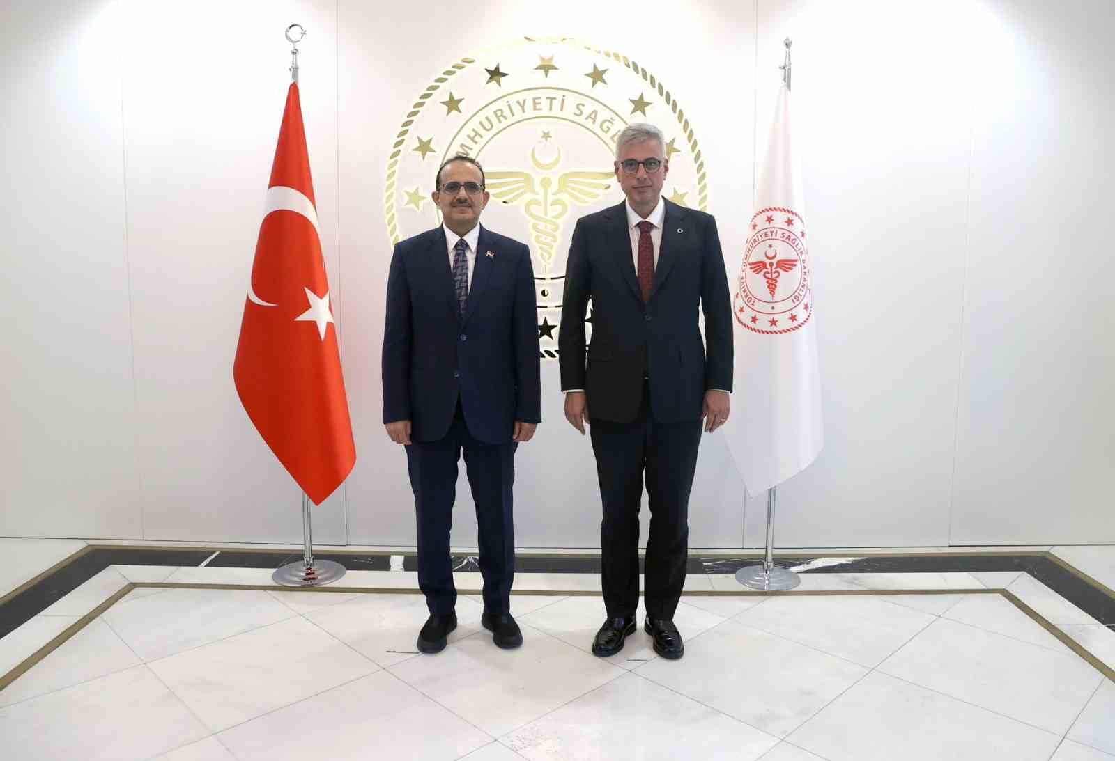 Bakan Memişoğlu, Yemen Sağlık Bakanı Bahaibah ile görüştü