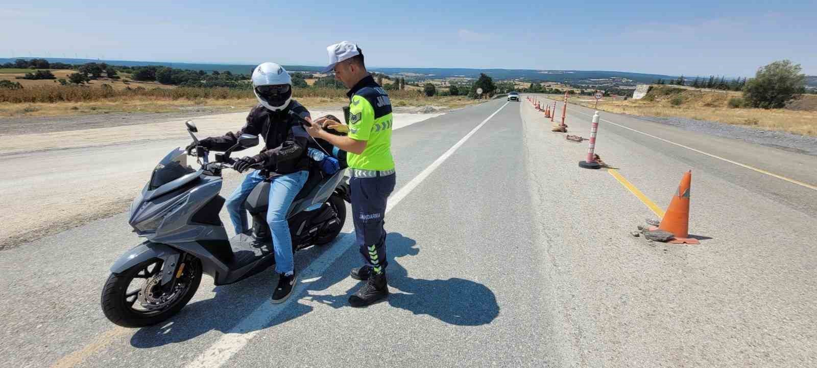 Kırklareli’nde trafik denetimi: 166 araç ve sürücüye işlem yapıldı