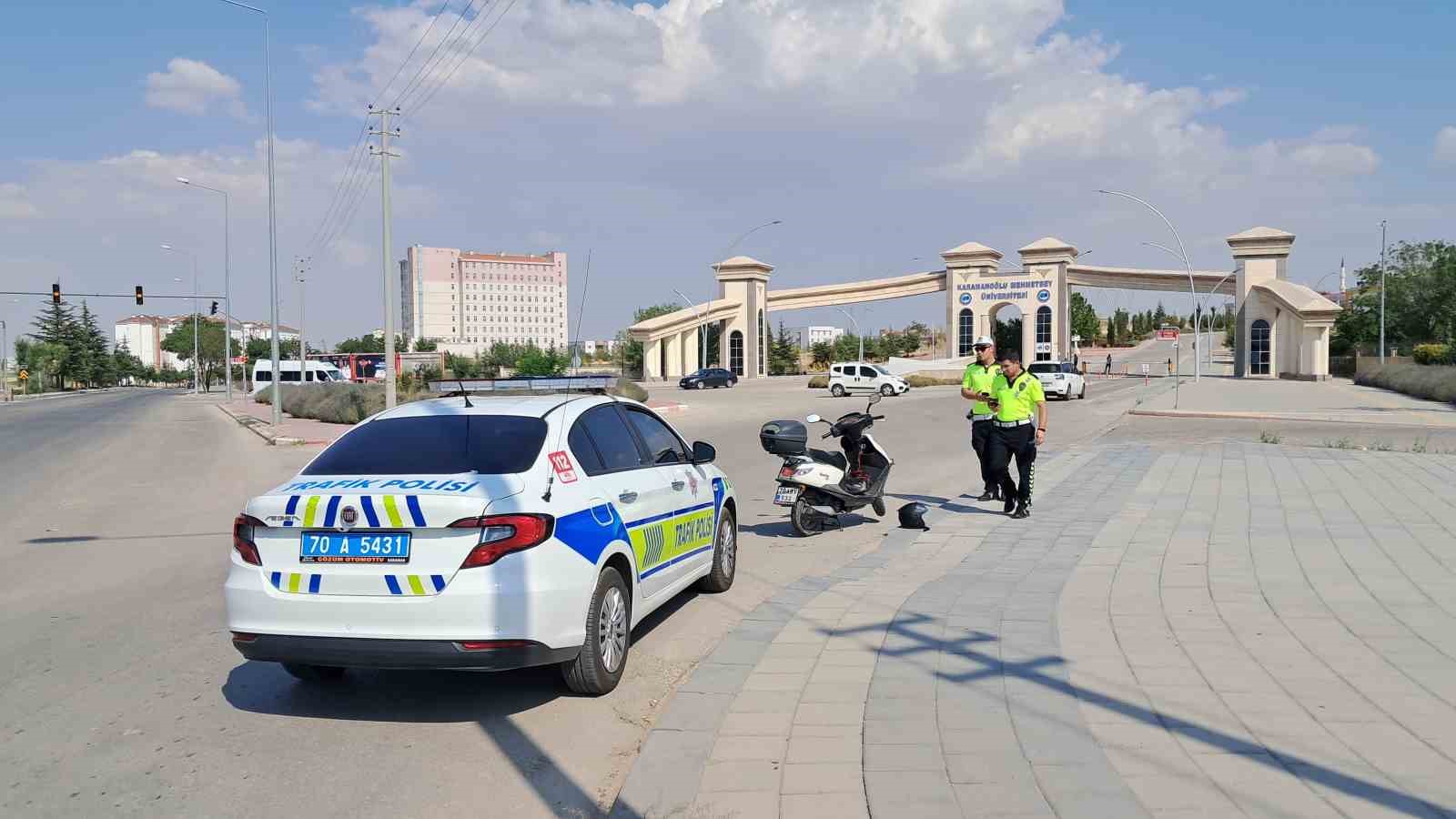 Karaman’da otomobille çarpışan motosikletin sürücüsü yaralandı