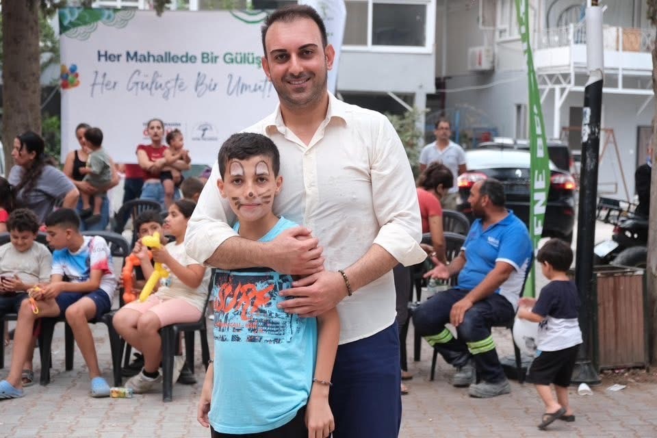 Defne Belediyesi&rsquo;nin Harbiye Mahallesi&rsquo;nde d&uuml;zenlediği etkinlikte &ccedil;ocuklar g&ouml;n&uuml;llerince eğlendiler
