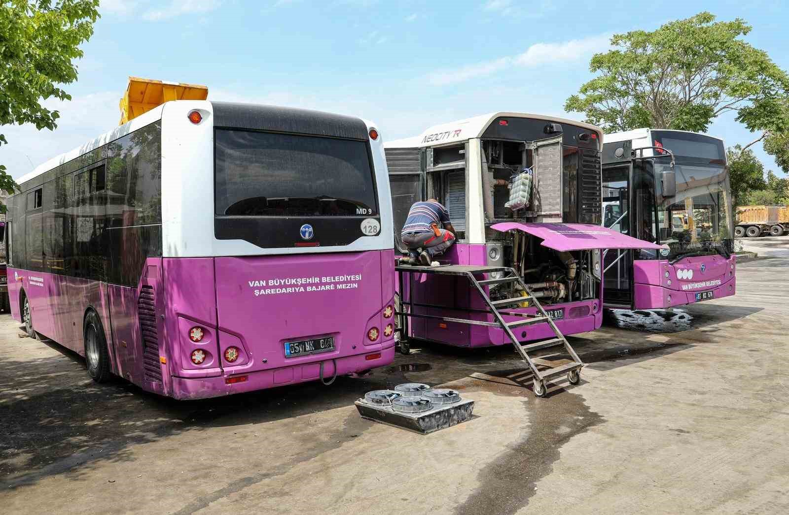 Van Büyükşehir Belediyesi 7 ayda 7 bin 180 bakım onarım işi yaptı