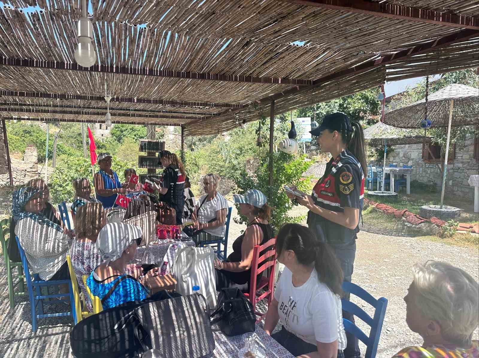 Söke’de kadına yönelik şiddete dikkat çekildi