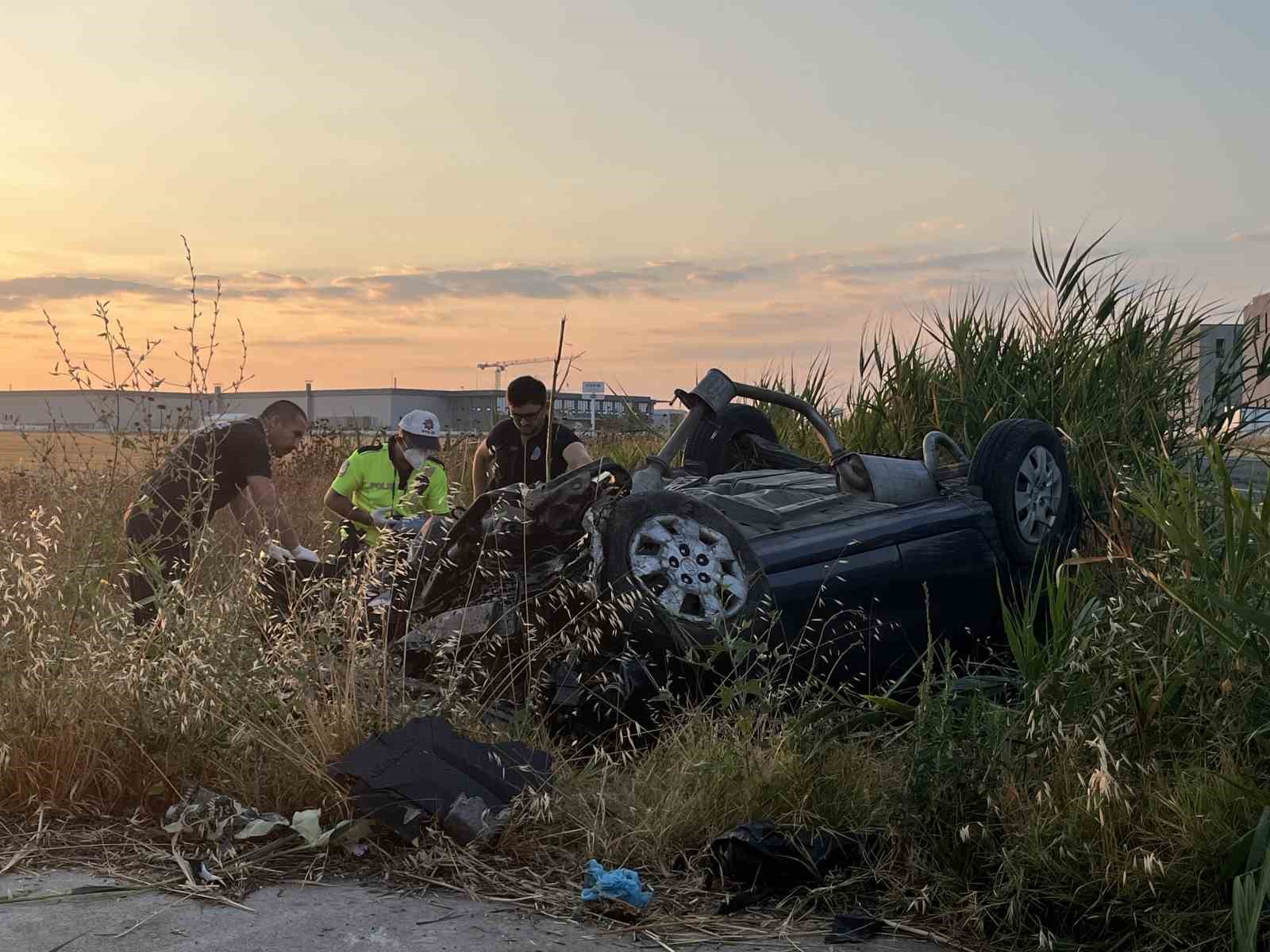 Tekirdağ’da otomobil takla attı: 2 ölü