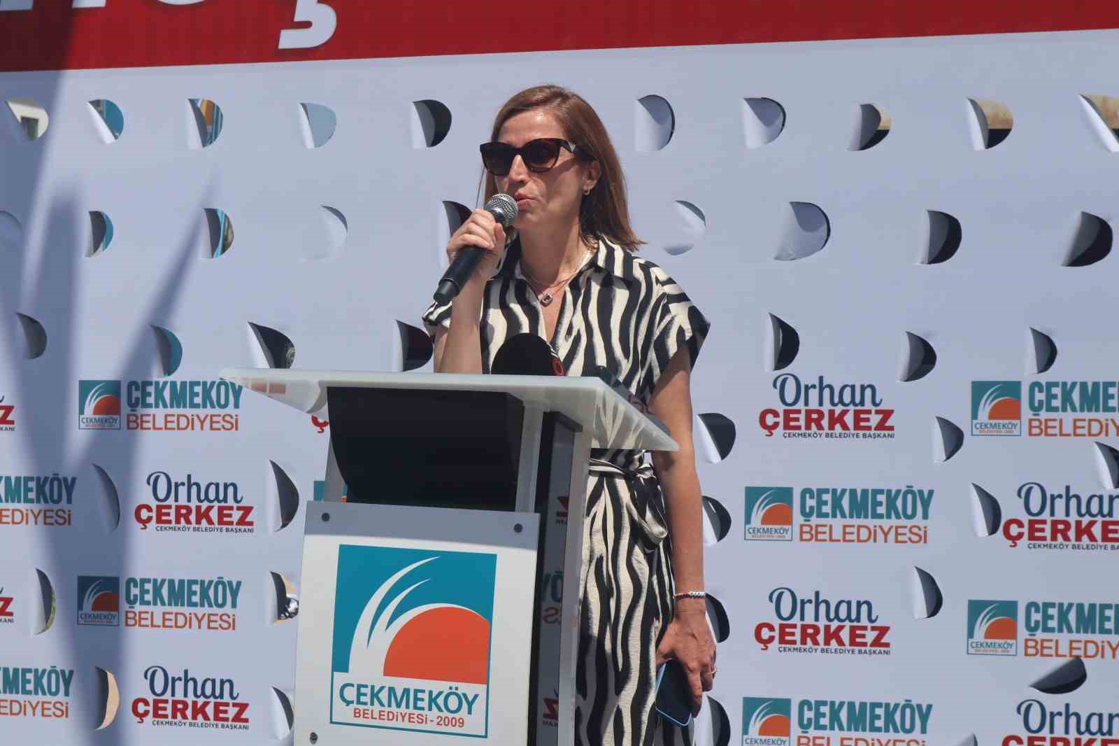 &Ccedil;ekmek&ouml;y&rsquo;deki bir caddeye Kartalkaya yangınında hayatını kaybeden Prof. Dr. Atakan Yal&ccedil;ın&rsquo;ın ismi verildi
