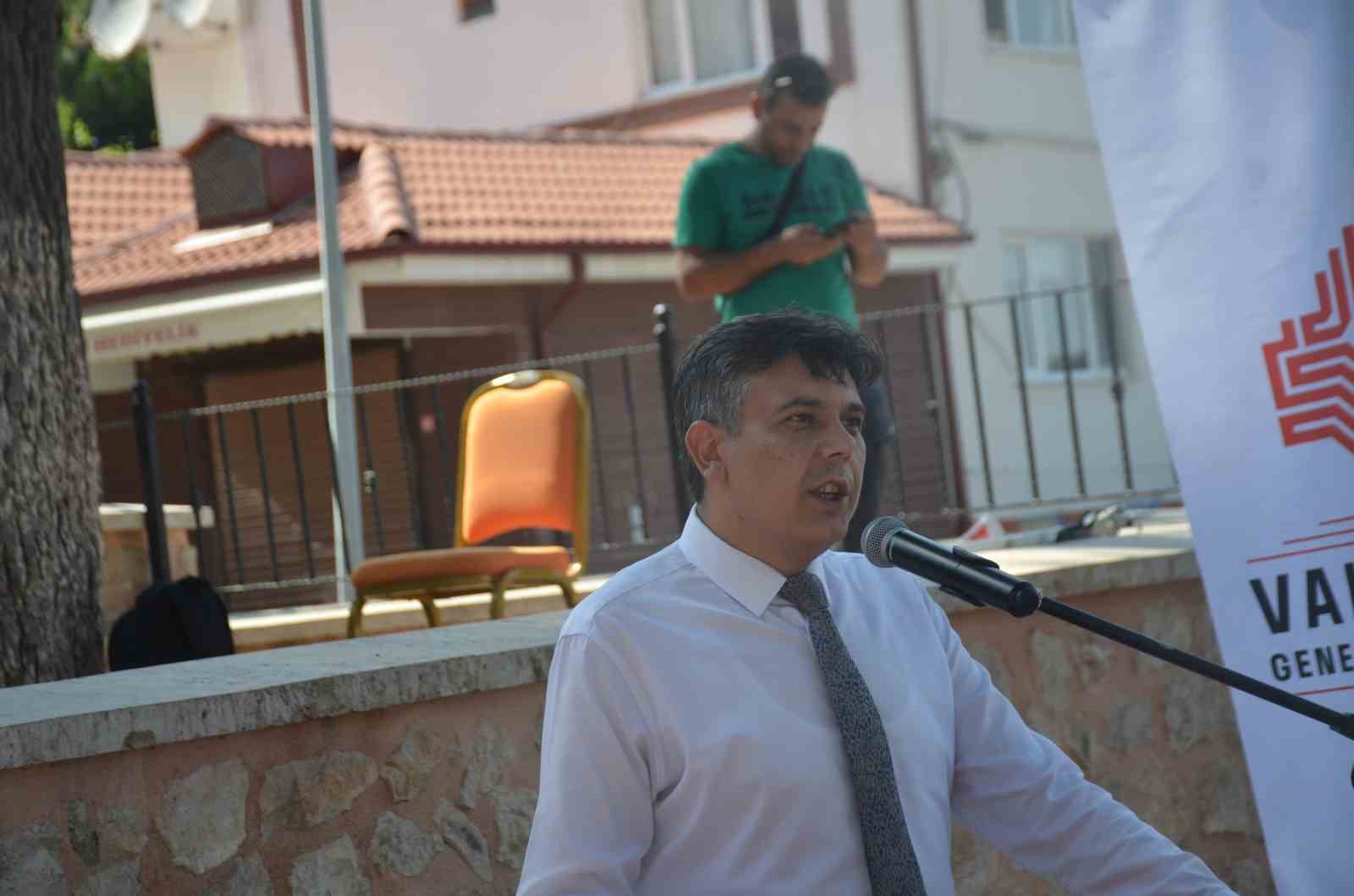 Osman Gazi&rsquo;nin s&uuml;nnet olduğu Kuyulu Mescit&rsquo;te 529 yıllık gelenek yaşatıldı
