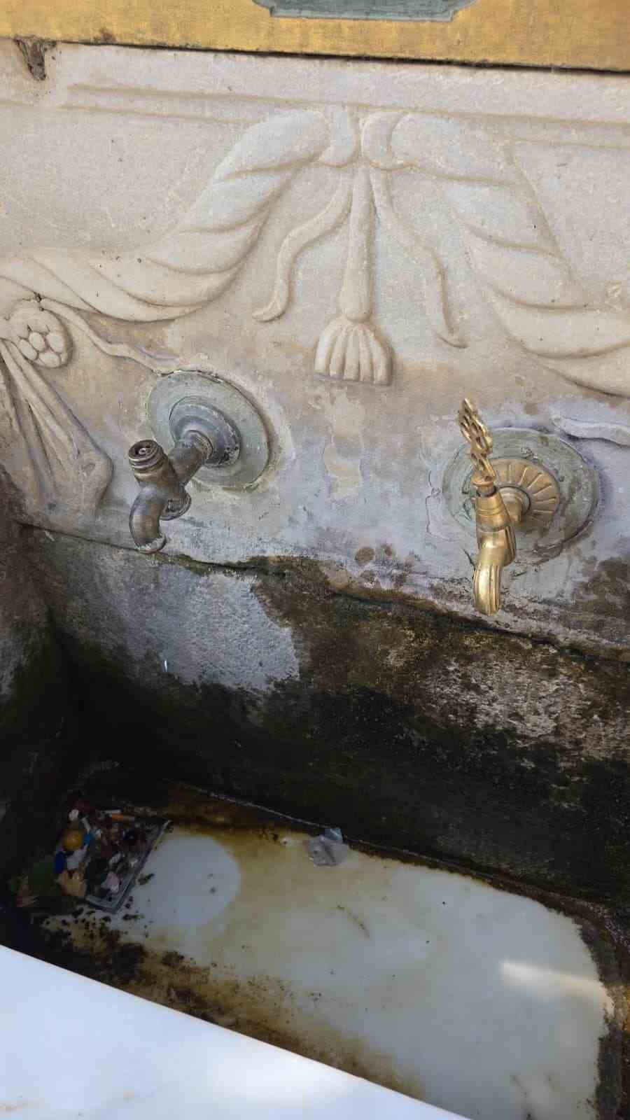 Ertuğrulgazi T&uuml;rbesi &ouml;n&uuml;ndeki tarihi &ccedil;eşmelere bakım yapıldı
