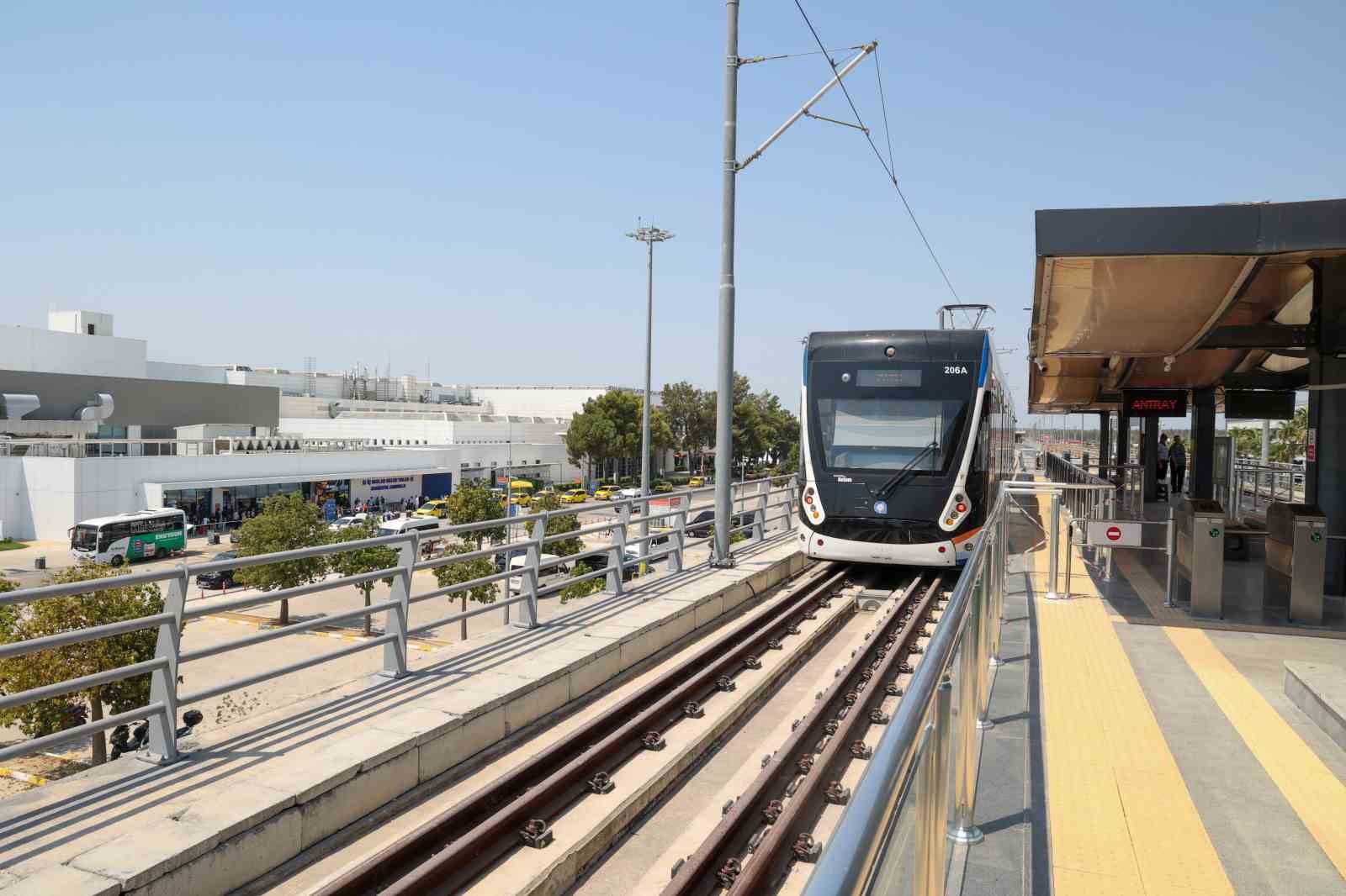 Antalya’da havalimanı ulaşımı kolaylaşıyor