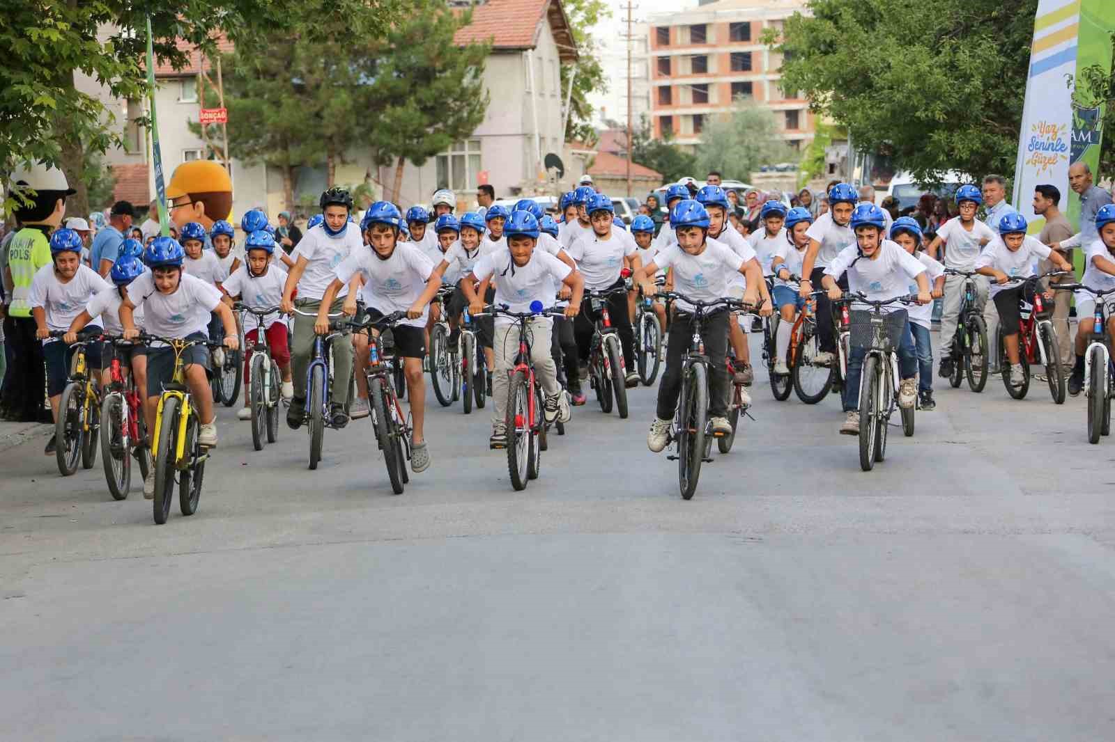 Meram&rsquo;da bisiklet yarışları heyecanı s&uuml;r&uuml;yor
