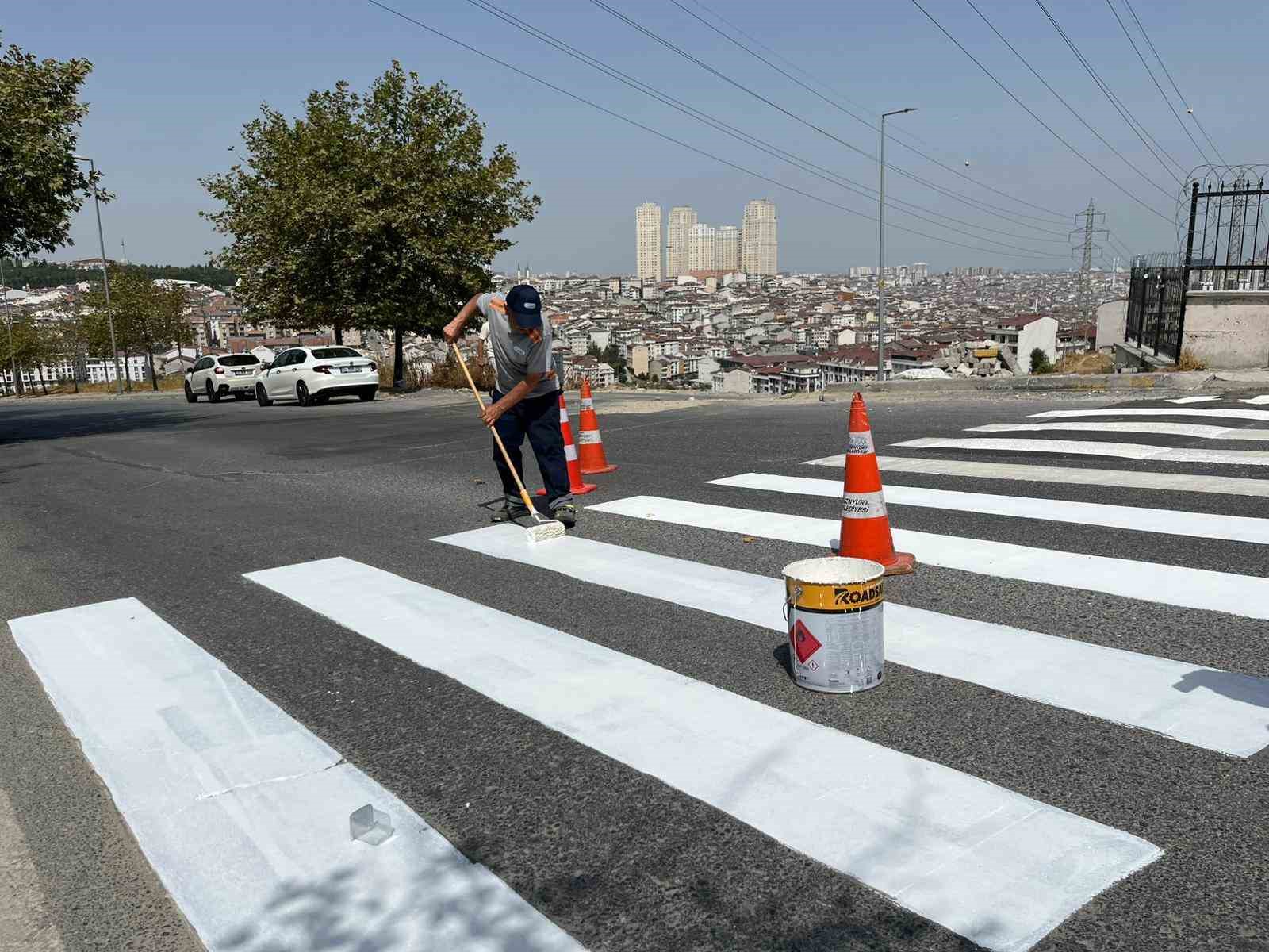 Esenyurt&rsquo;ta &ouml;ğrenciler ve engelliler i&ccedil;in &ouml;rnek uygulama
