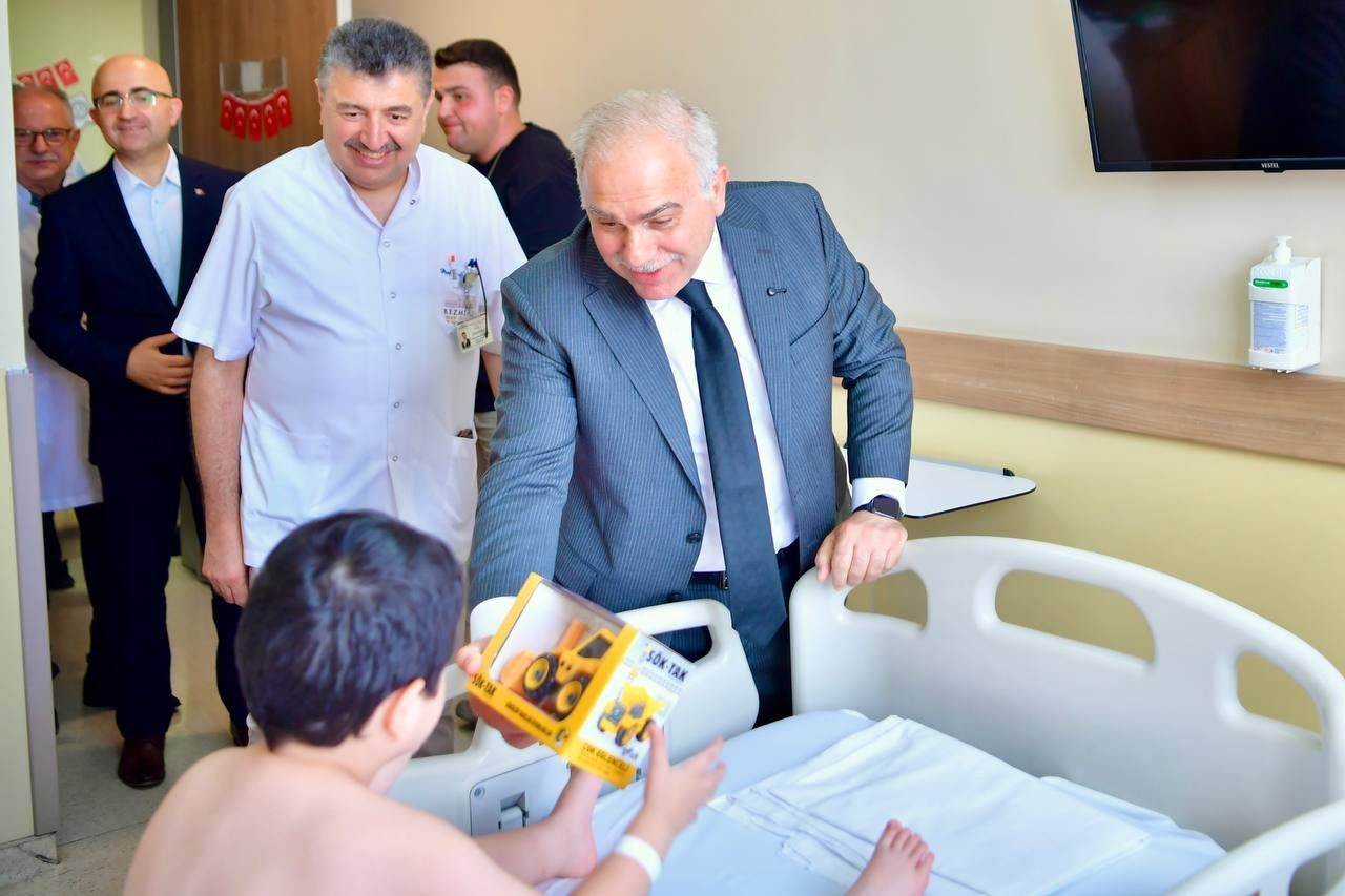 Fatih Belediyesi&rsquo;nden 500 &ccedil;ocuğa &uuml;cretsiz ve hijyenik s&uuml;nnet hizmeti
